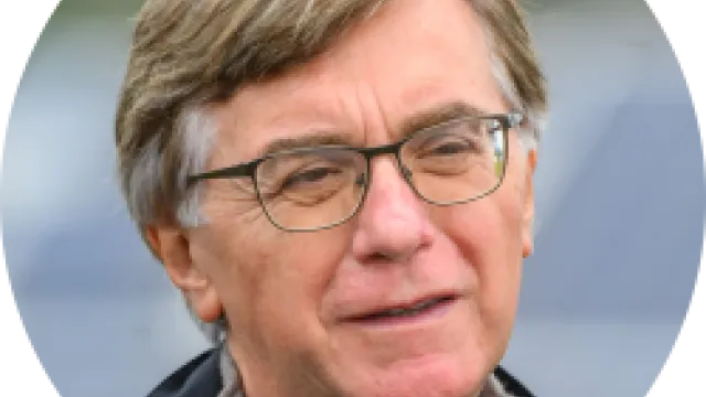 Roberto Bertollini rund grau