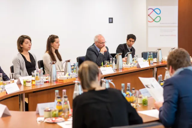 015_rbs_lunchtalk_manuel-frauendorf-fotografie_1K1A5503.jpg 