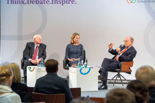Debate-at-Academy_March_2019